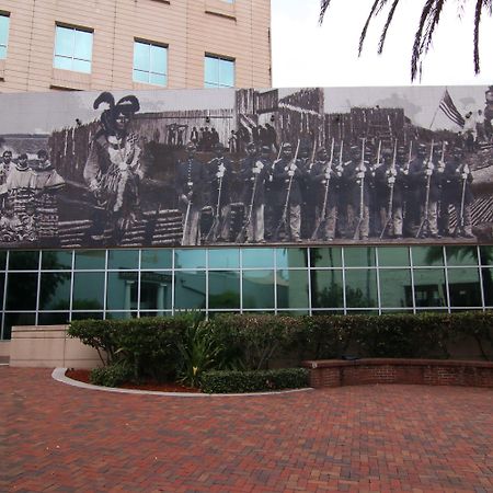 The Banyan Hotel Fort Myers, Tapestry Collection By Hilton Exteriör bild